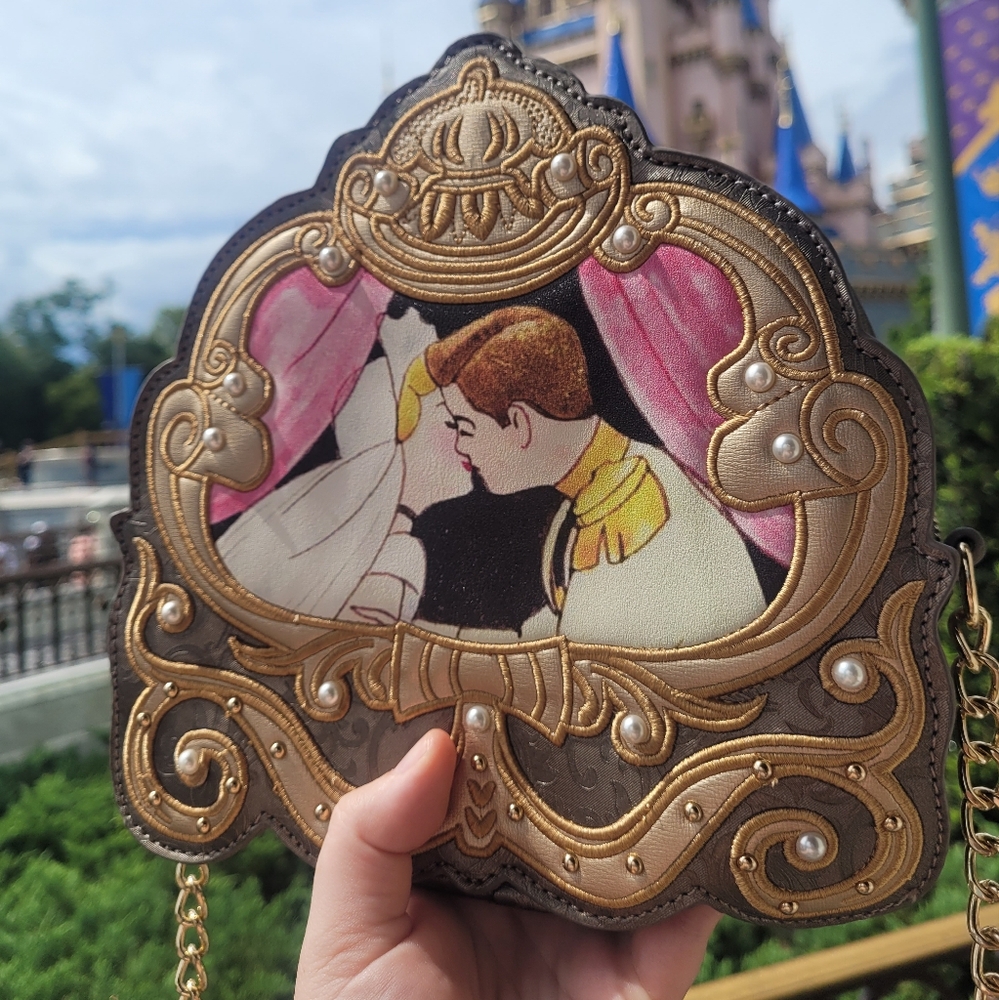 Danielle Nicole Rare Disney Cinderella Carrage Cr… - image 2